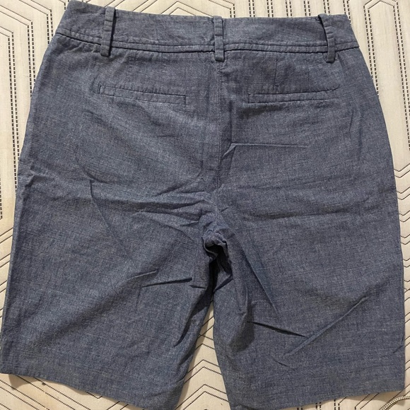 NWOT Talbots Chambray Perfect Short 2. - Picture 2 of 5